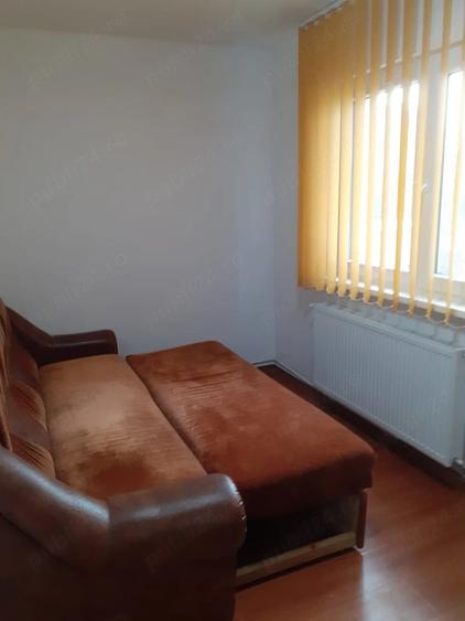 Garsonieră semidecomandată în Traian