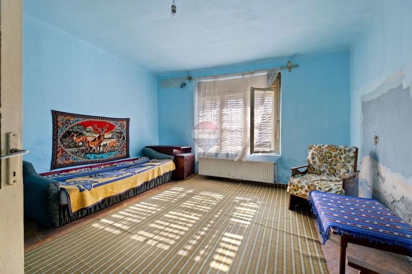 Casă individuală cu 4 camere cu Teren 785 Mp în Gai