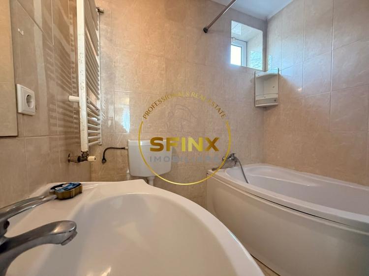 Casă individuală cu 5 camere cu Teren 200 Mp în Fundeni