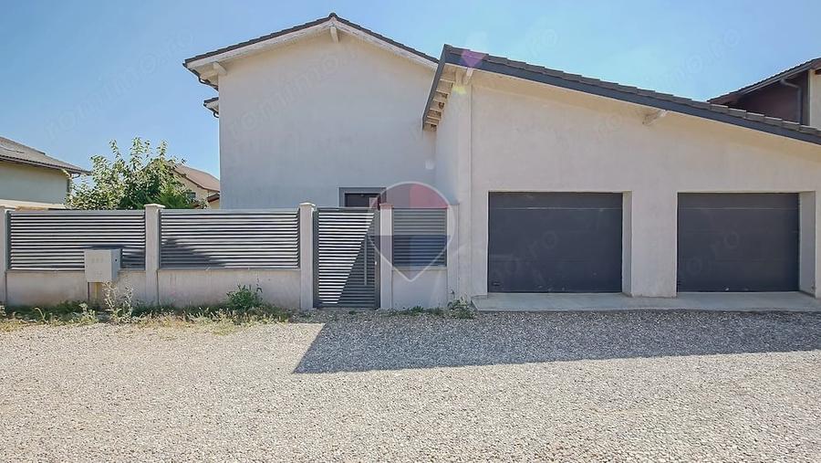 Casă cu Teren 400 Mp în Tărlungeni