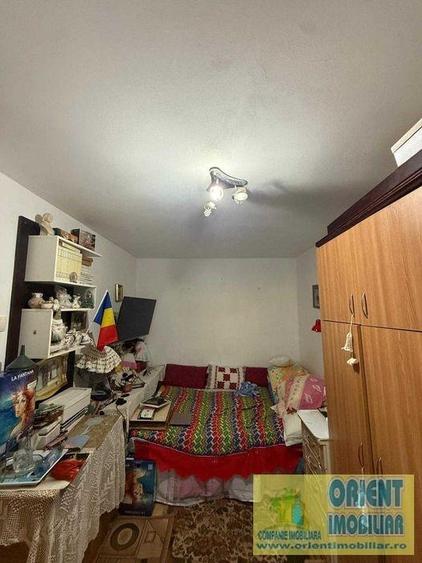 Apartament cu 2 camere semidecomandat în Inel II
