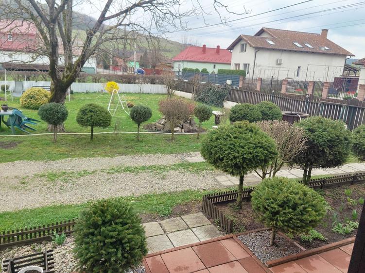 Casă cu 2 camere în Ernei