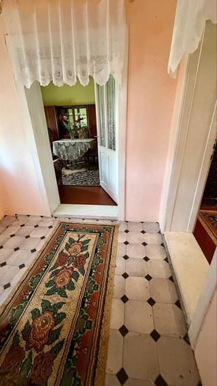 Casă cu 3 camere cu Teren 900 Mp în Cacova Ierii