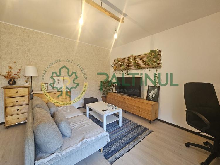 Apartament cu 2 camere decomandat în Central