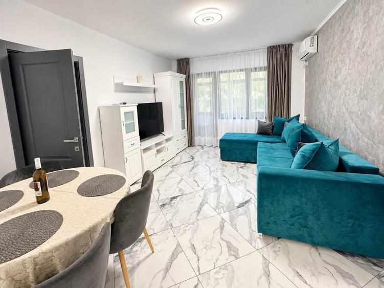 Apartament cu 2 camere decomandat în City Park Mall