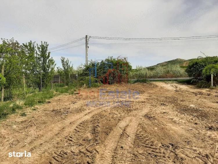 Teren de 1480 mp, în Tomești