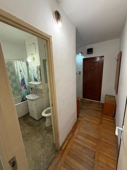 Garsonieră decomandată în Simion Bărnuțiu