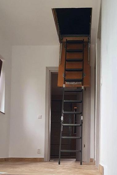 Casă individuală cu 4 camere cu Canalizare în Snagov