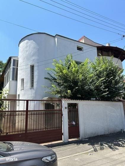 Vila\Sector2\Locuri de parcare\Utilitati\Nemobilata\Curte - 7