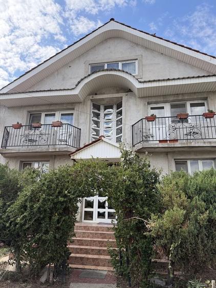 Casă cu 4 camere în Mândruloc