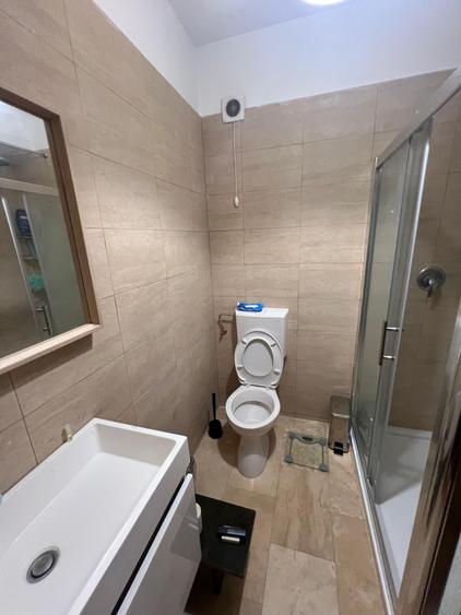 Casă cu 5 camere cu Canalizare în Gulia