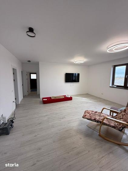 Casă cu 3 camere cu Teren 640 Mp în Clinceni