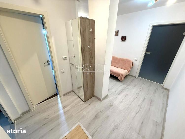 Apartament cu 2 camere decomandat în Valea Cetății