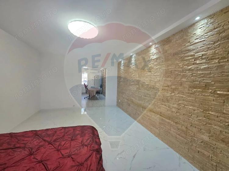 Apartament cu 3 camere decomandat în Nord
