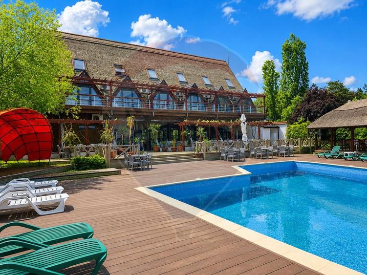 Hotel/Pensiune, de 790 mp, în 23 August
