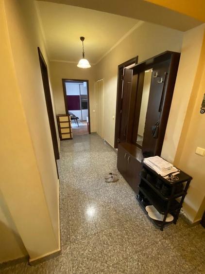 Apartament cu 2 camere decomandat în Olteniței