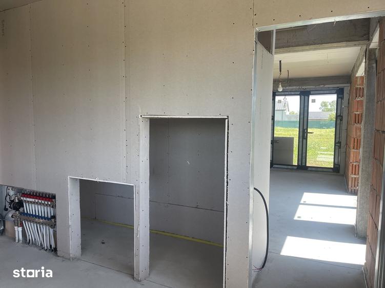 Vila premium 4 camere-drum privat, la 500m de padure, pompa de caldura - 11