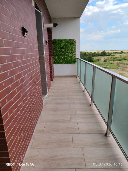 Ofer spre inchiriere apartament 2 camere nemobilat in complexul kristal residence, parcare proprie , contract de inchiriere. Pret 350 euro - 3