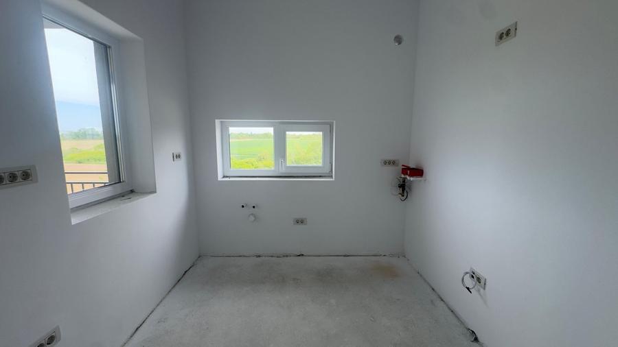 Apartament cu 2 camere decomandat în Bucovăț (Remetea Mare)