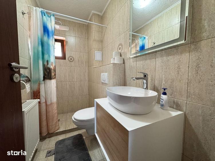 Spațiu comercial, de 6,000 mp, în Cârțișoara
