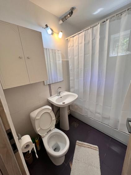 Apartament cu 2 camere semidecomandat în Brâncoveanu