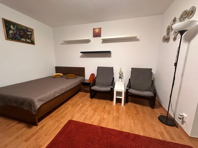 Apartament cu 2 camere decomandat în Drumul Taberei
