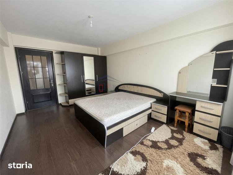 Apartament cu 3 camere în Șcheia