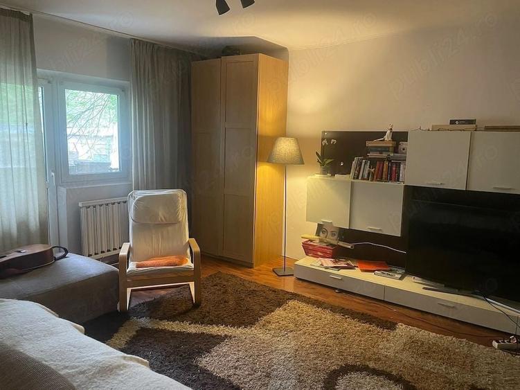 Apartament cu 3 camere decomandat, mobilat în 13 Septembrie