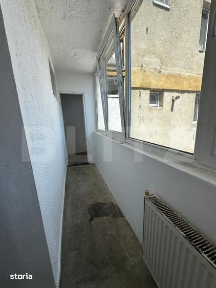 Apartament cu 4 camere decomandat în Central