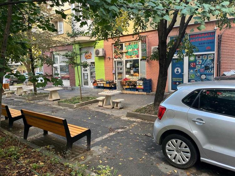 Spațiu comercial, de 15 mp, în Mihai Bravu