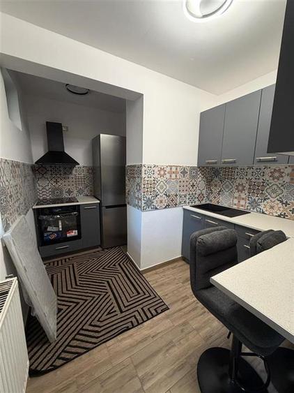 Casă cu 2 camere cu Teren 200 Mp în Central