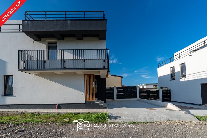 Casă cu 4 camere cu Canalizare în Palazu Mare