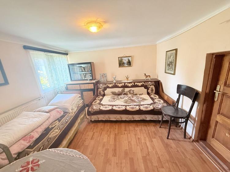 Casă individuală cu 4 camere cu Canalizare în Brebu Mânăstirei