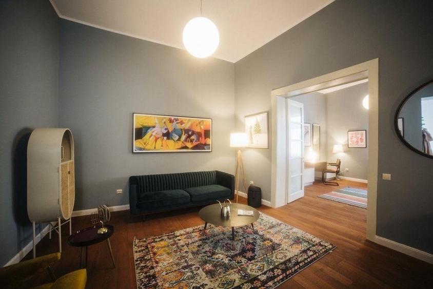 Apartament cu 2 camere semidecomandat, mobilat în Aeroport