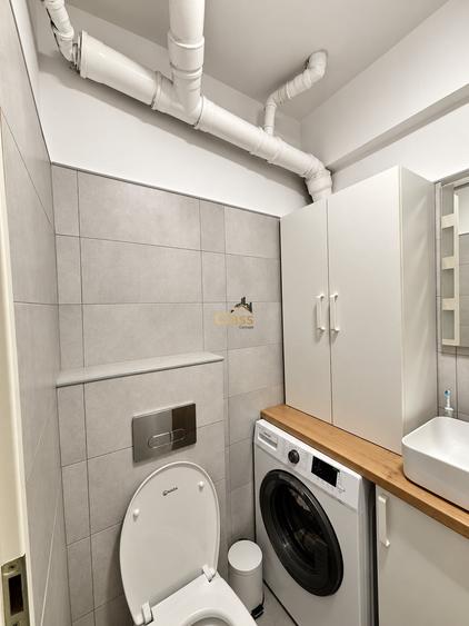 Apartament cu 2 camere semidecomandat, mobilat în Semicentral