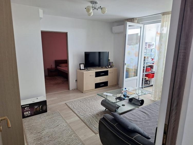 Apartament semidecomandat în Ștefan cel Mare