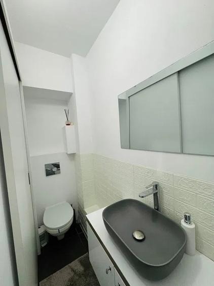 3 Camere Decomandat 2 Bai Etaj Intermediar Bloc 1985 zona Frumoasa - 7