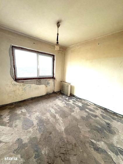 Apartament cu 3 camere în Central — fotografia 3