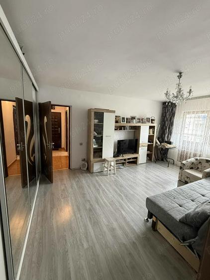 Apartament cu 2 camere semidecomandat în Ultracentral