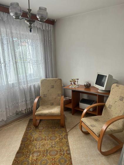 Apartament cu 4 camere decomandat în Ultracentral