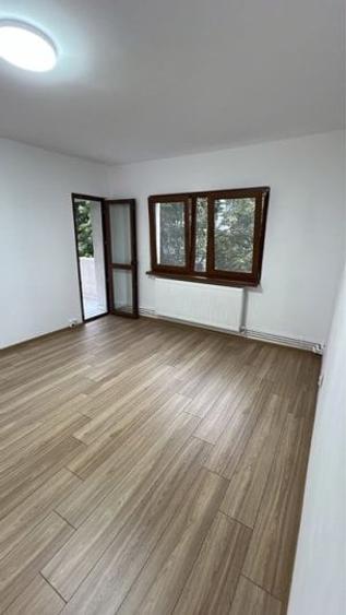 Apartament cu 2 camere semidecomandat în Boema