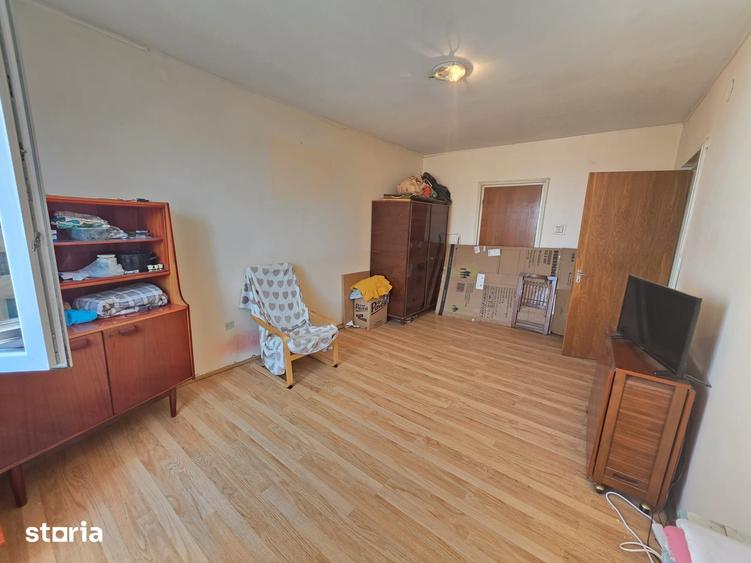 Apartament cu 2 camere decomandat în Griviței