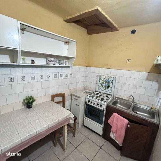 Casă cu 2 camere cu Teren 386 Mp în Central