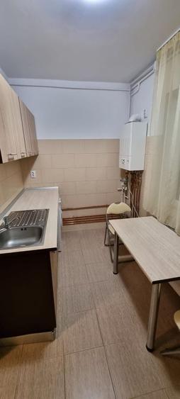Garsonieră decomandată în Gorjului