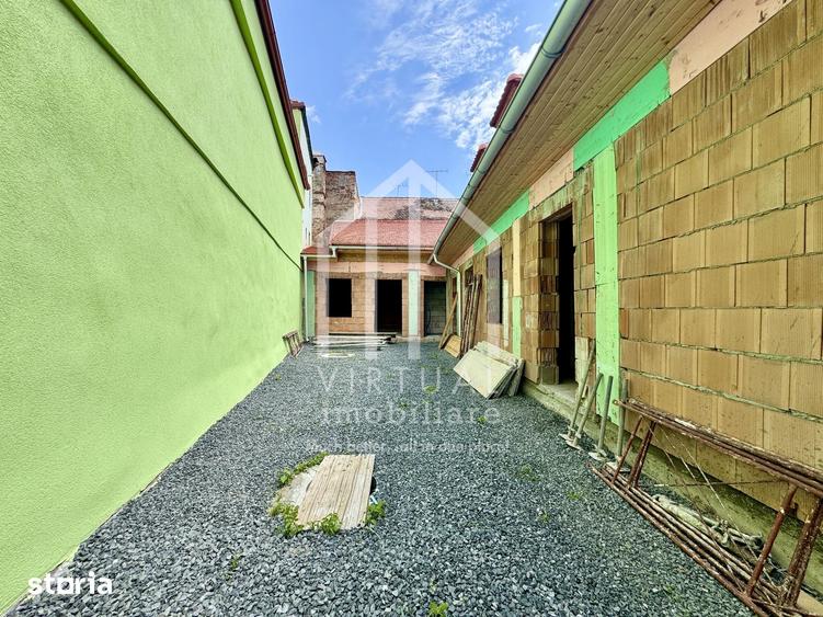 Casă cu 6 camere cu Teren 218 Mp în Central