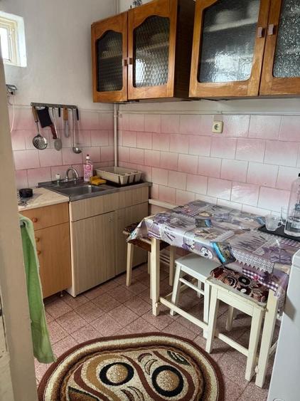 Garsonieră decomandată în Central