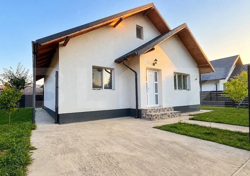 Casă cu 3 camere cu Teren 320 Mp în Lunca Cetățuii