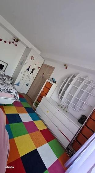 Casă cu 4 camere cu Teren 120 Mp în Ștefăneștii de Jos