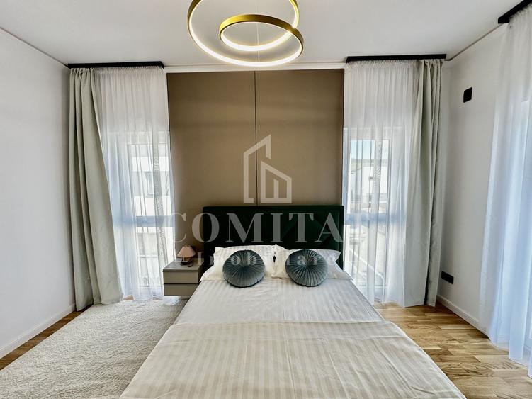 Duplex cu 4 camere cu Canalizare în Florești