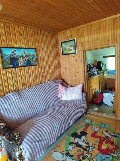 Casă cu 3 camere cu Teren 2000 Mp în Central